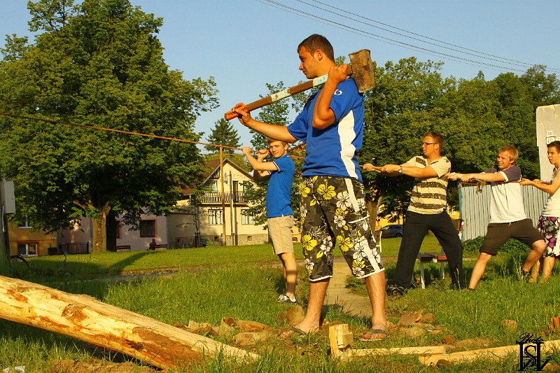 Stavanie maja 2014    21.JPG